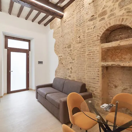 Apartment N10 - Modern Flat In Historic Center Perugia