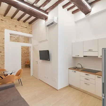 Apartment N10 - Modern Flat In Historic Center Perugia