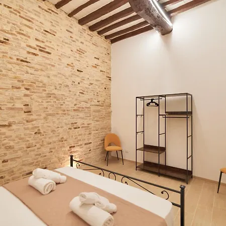 N10 - Modern Flat In Historic Center