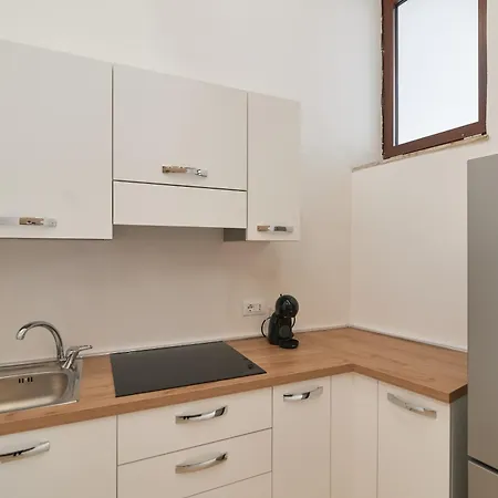 N10 - Modern Flat In Historic Center Apartment *